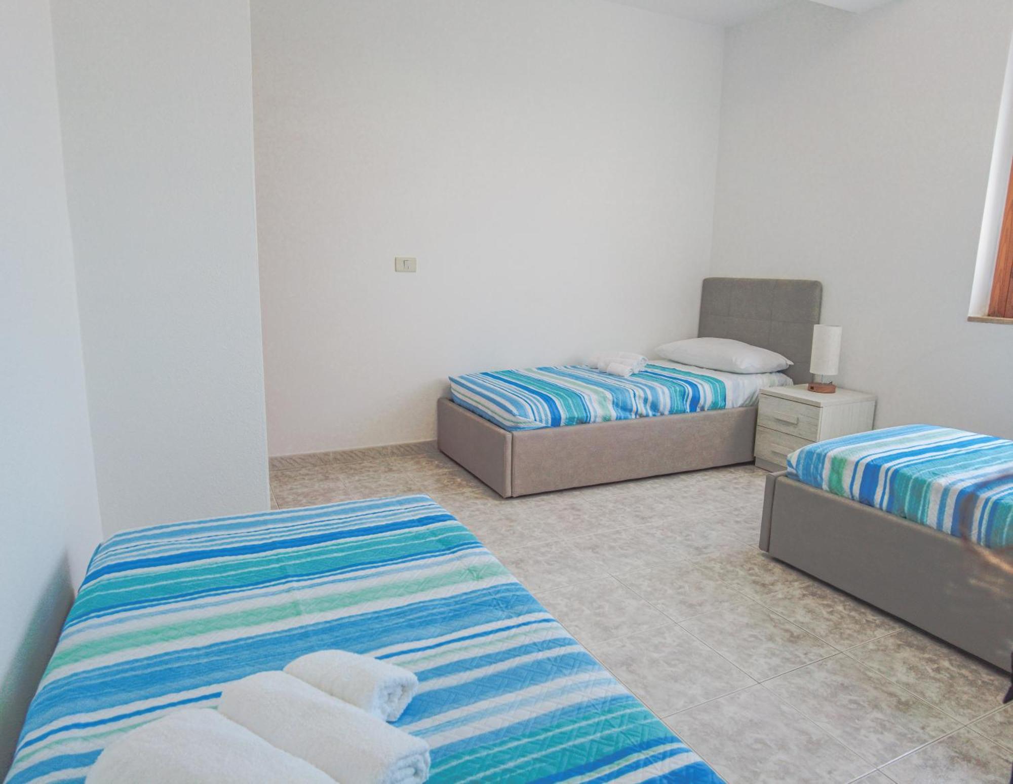 Budget Beds Альгеро Екстер'єр фото