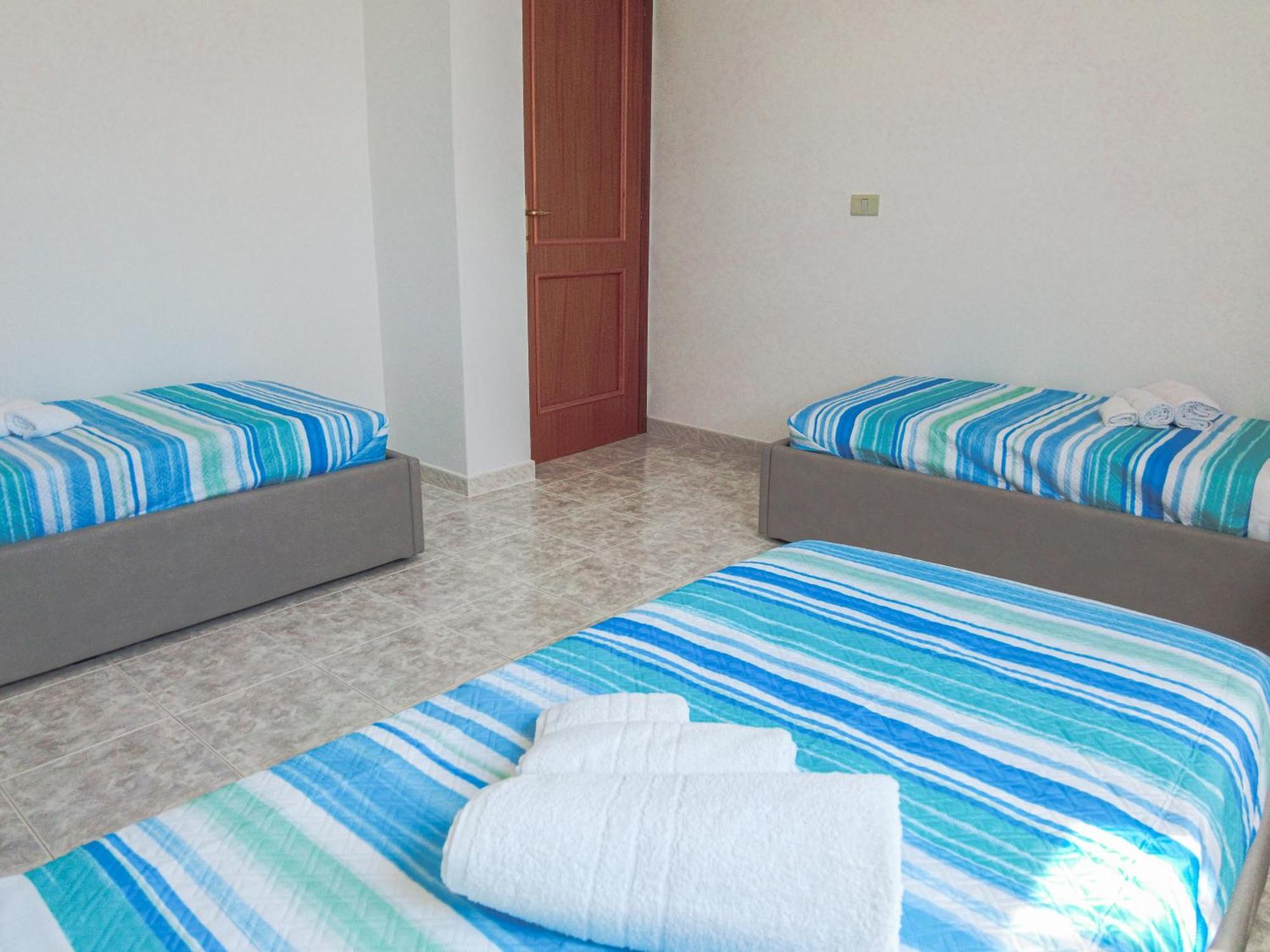 Budget Beds Альгеро Екстер'єр фото