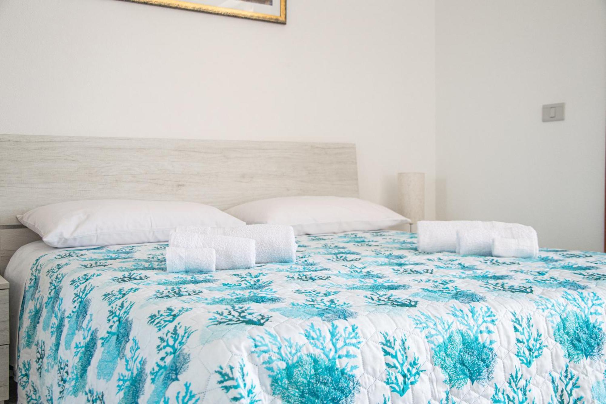 Budget Beds Альгеро Екстер'єр фото