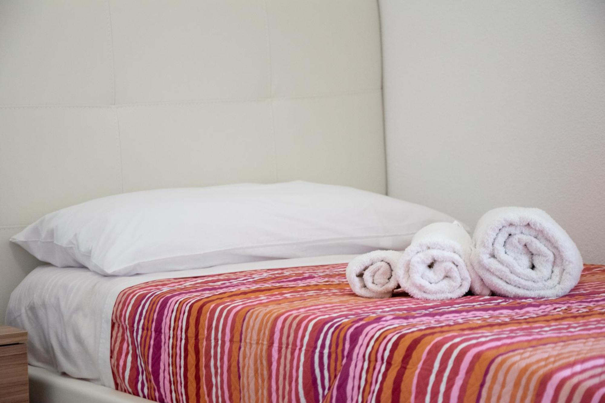 Budget Beds Альгеро Екстер'єр фото