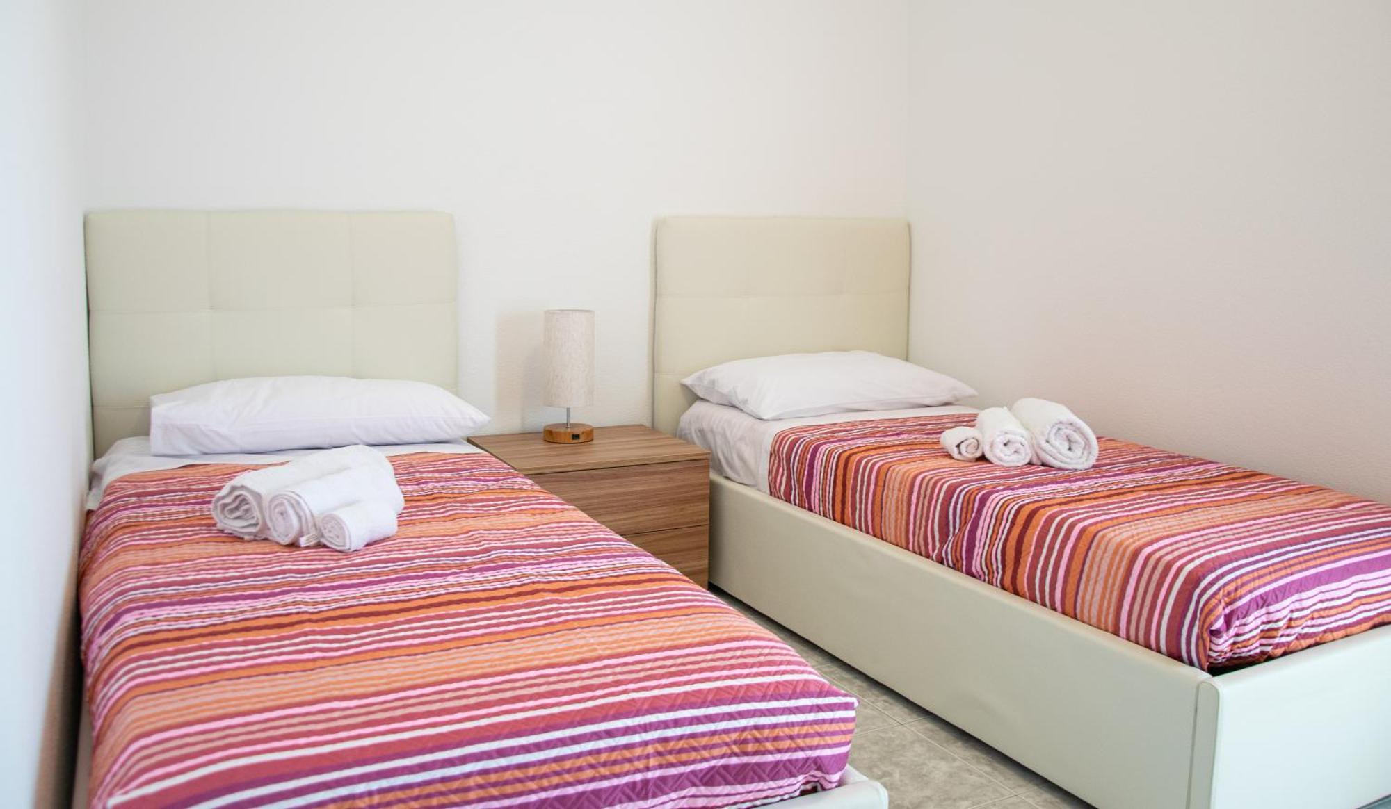 Budget Beds Альгеро Екстер'єр фото